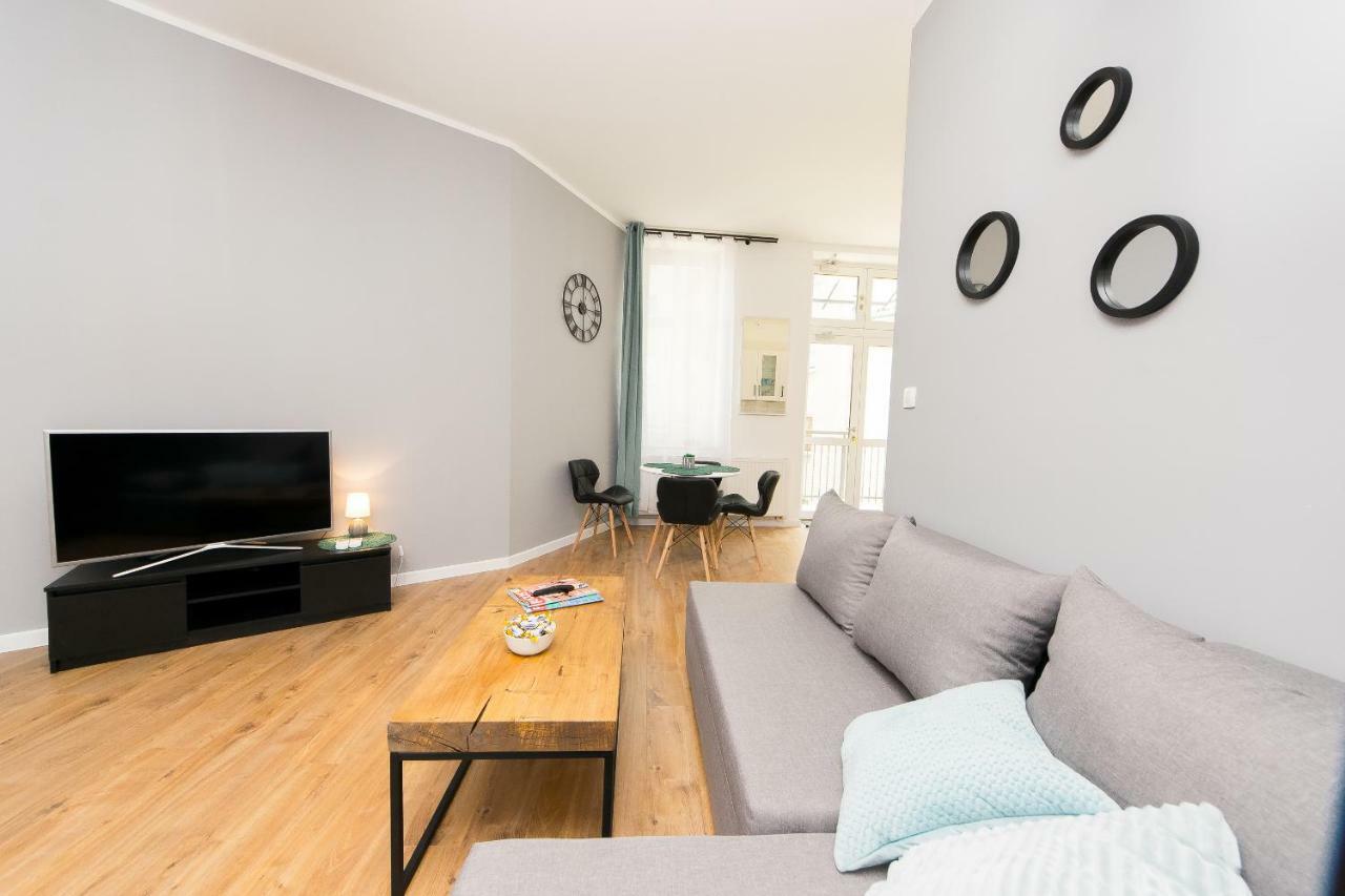 Blue Apartment Old Town Air Condition P4You Pl คราคูฟ ภายนอก รูปภาพ