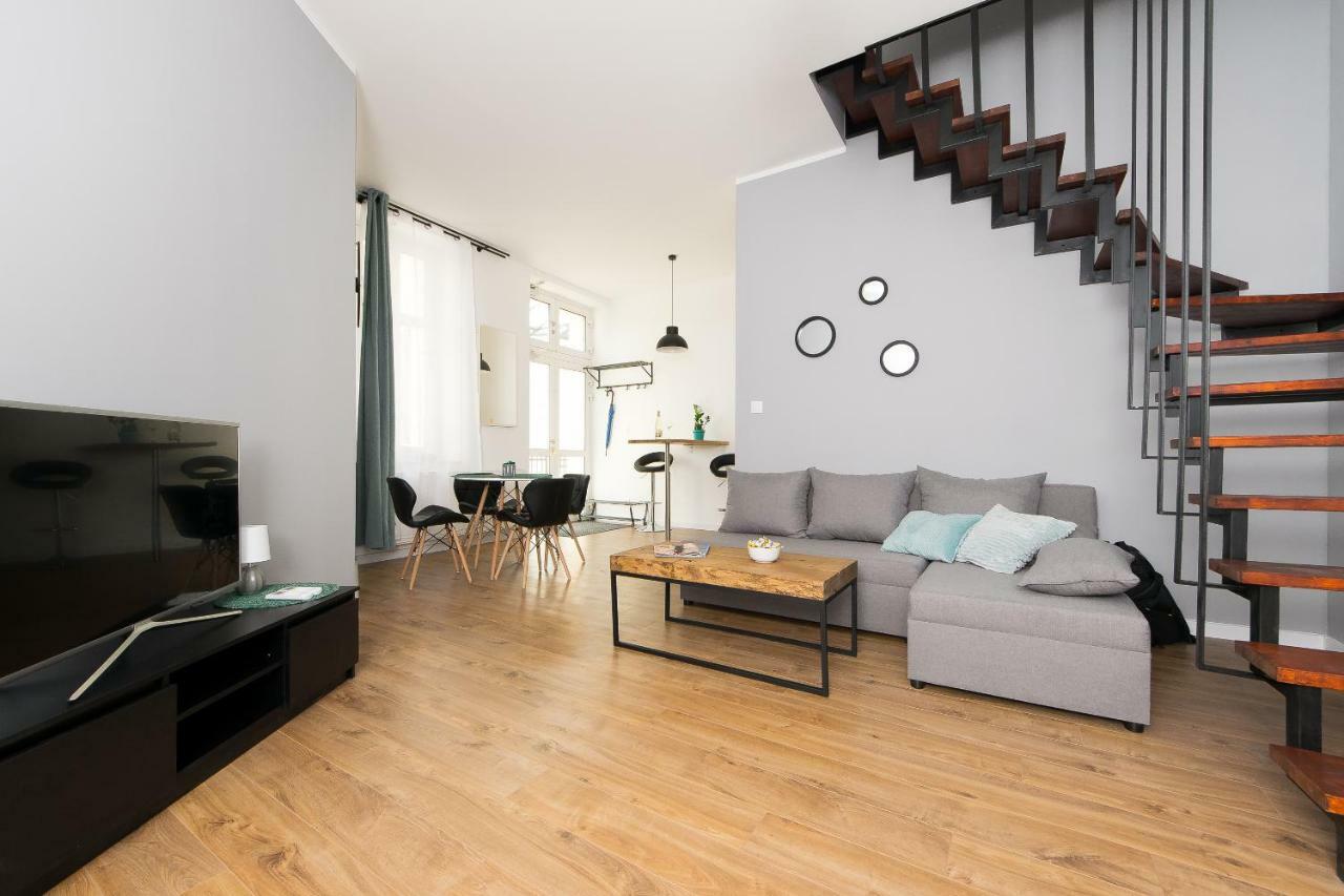 Blue Apartment Old Town Air Condition P4You Pl คราคูฟ ภายนอก รูปภาพ
